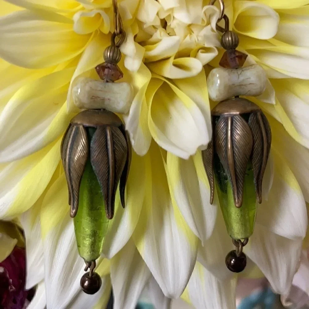 Vintage Glass metal bead bronze pierced green purple bone color earrings